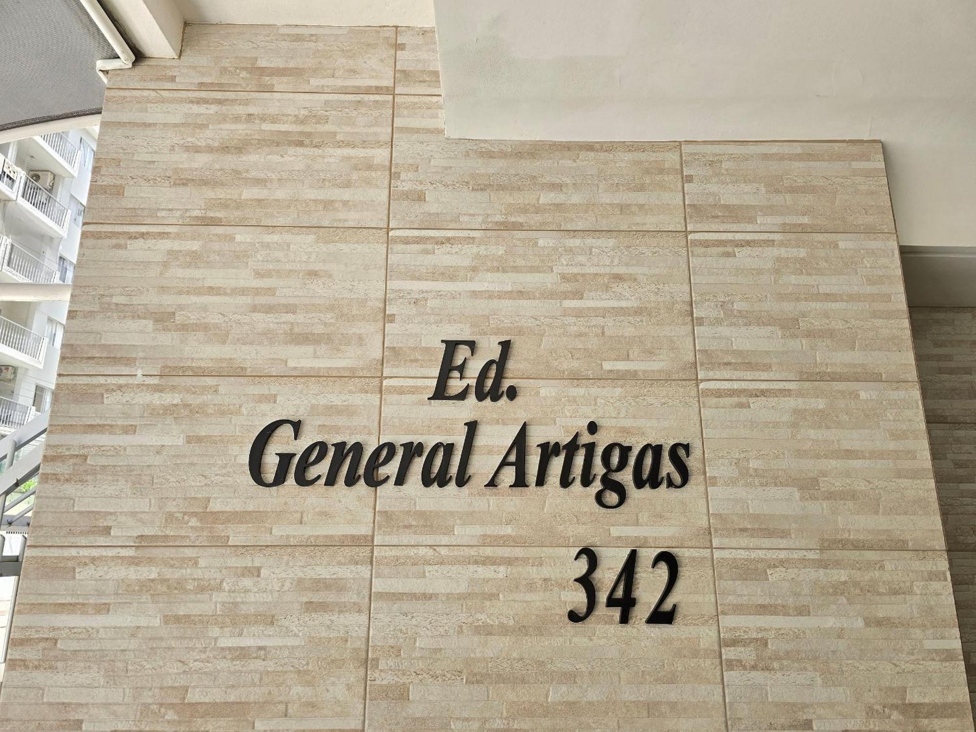 Apartamento 604 - 2 Quartos - Centro Bc C/garagem Balneario Camboriu